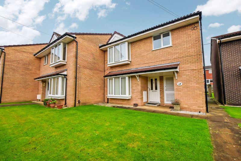 Brownlow Court, Cooper Street... 1 bed retirement property £65,000