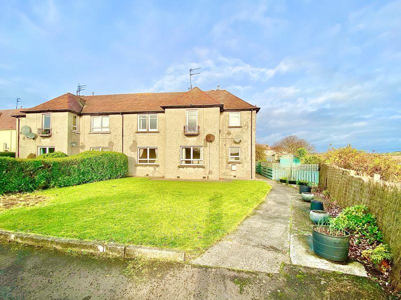 South Drive, Muirhead, Troon 3 bed flat £78,000