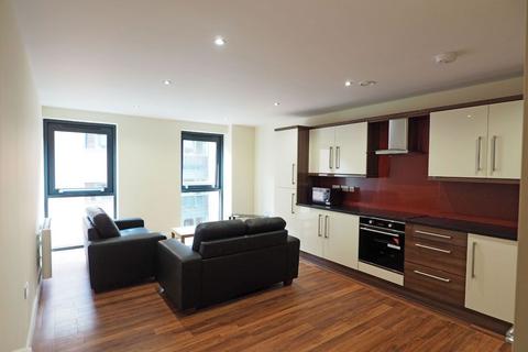 4 bedroom apartment to rent, Apt 13 Devonshire Point