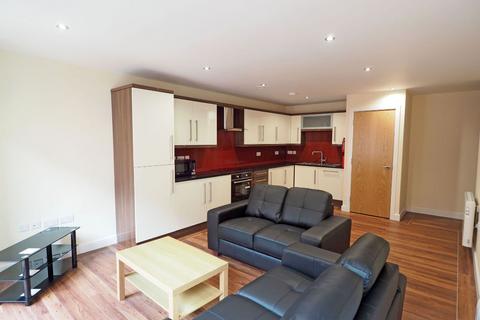 4 bedroom apartment to rent, Apt 13 Devonshire Point