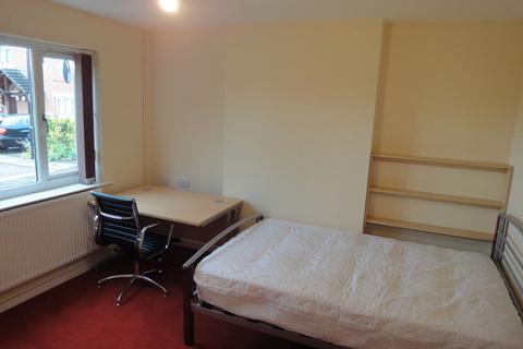 undefined, 115 Headford Gardens