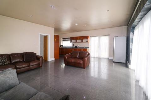 27 Broadpool Lane, Hambleton, Poulton-le-fylde, FY6 9AG