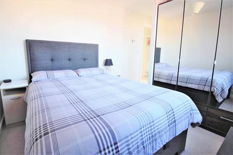 52e Anglia Way, Great Denham, Bedford, MK40 4SD