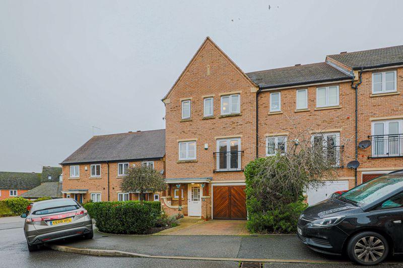 Arundel Way, Cawston, Rugby 4 bed townhouse £299,995