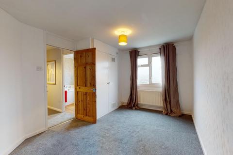 39 Kimberley Close, Dover, CT16 2JW