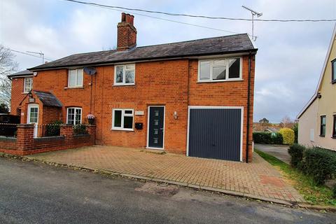 2, Rose Cottages Back Lane, Washbrook, Ipswich, IP8 3JB