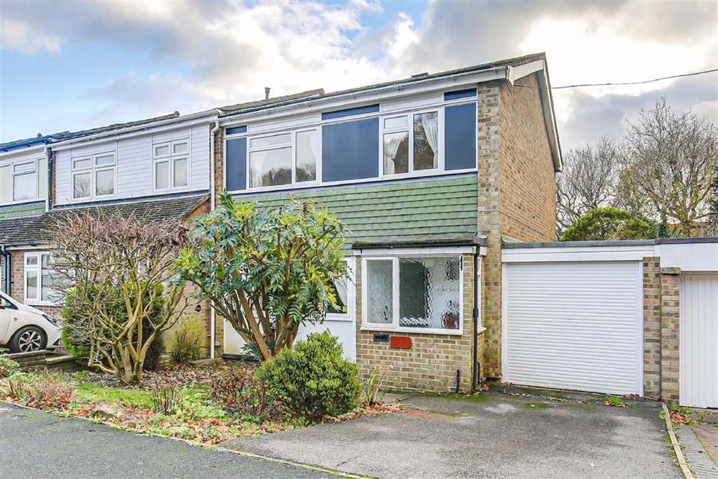 Silkham Road, Oxted, Surrey 3 bed end of terrace house £407,500