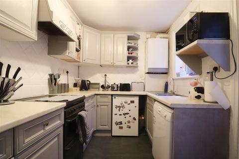 8 Gordon Road, Dartford, DA1 2LQ