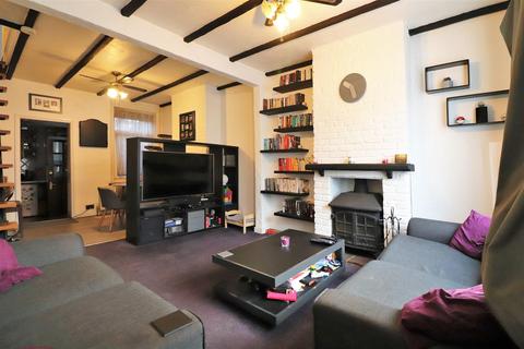 8 Gordon Road, Dartford, DA1 2LQ