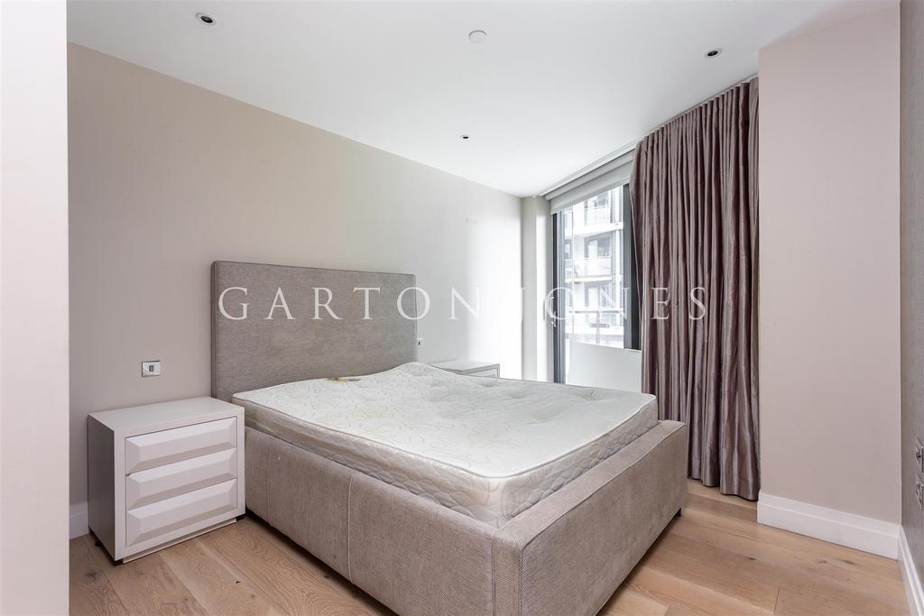 Bedroom.JPG
