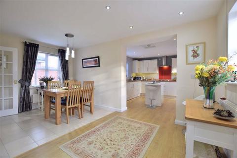 15 Ashbed Close, Abbeymead, Gloucester, GL4 5TT