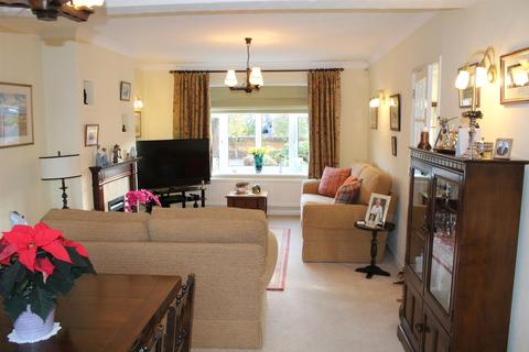 5 Castell Drive, Groby, Leicester, LE6 0DE