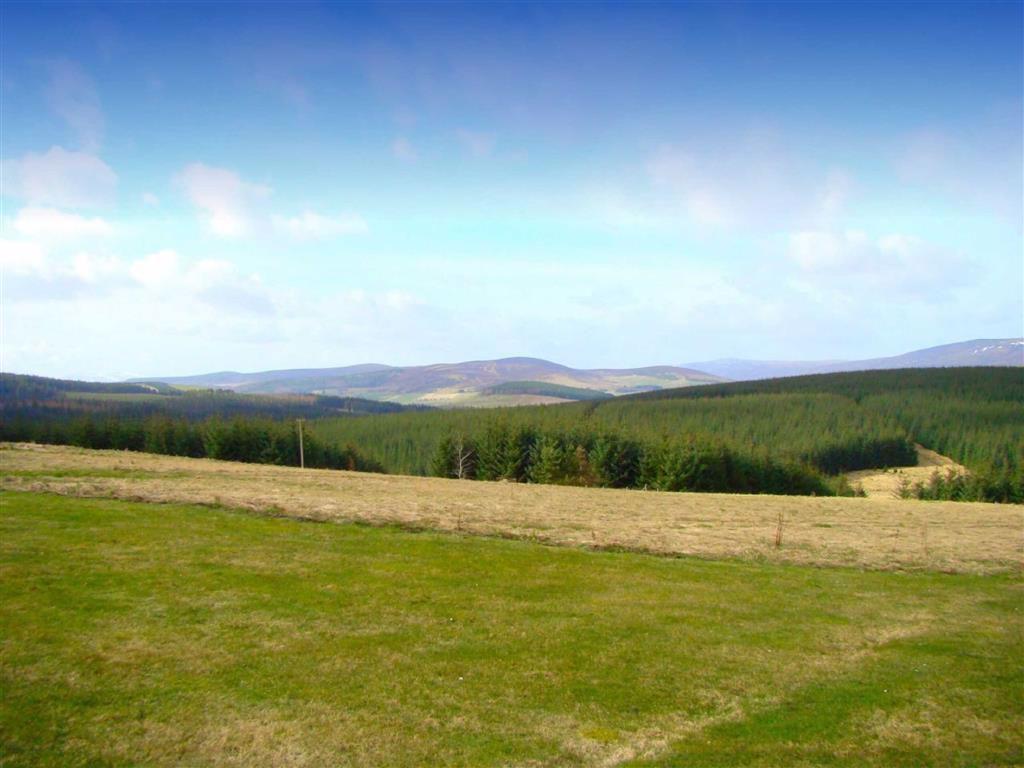 Glenlivet 3 bed detached bungalow for sale £85,000