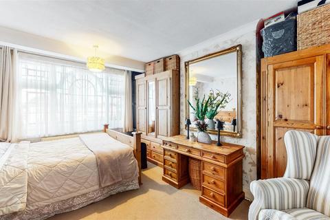 111 Abbotts Drive, Wembley, HA0 3SH