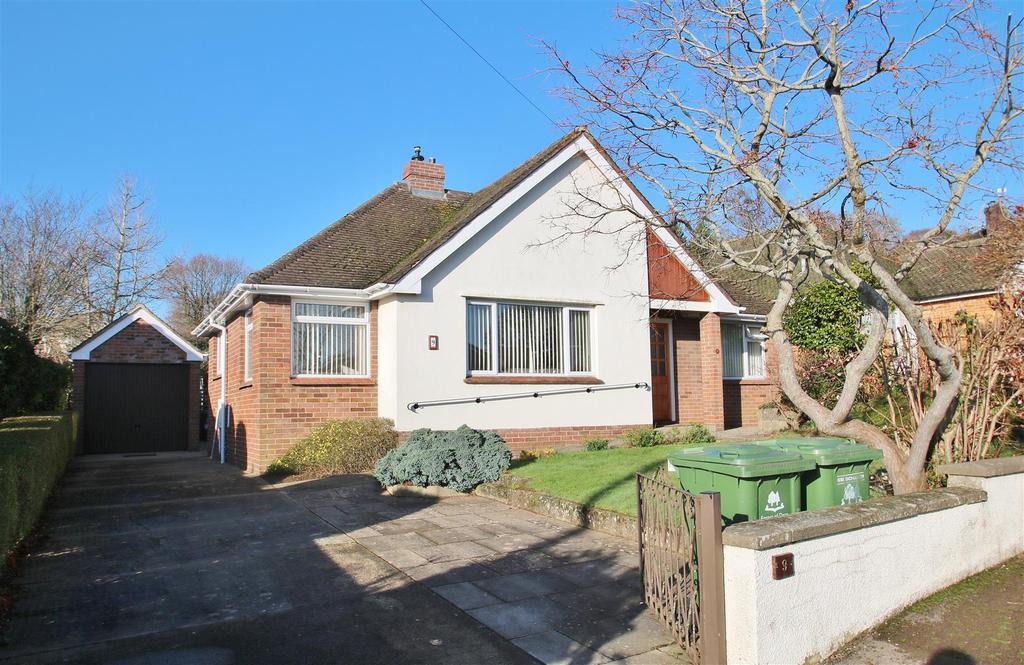 Kimberley Close, LYDNEY 2 bed detached bungalow £275,000