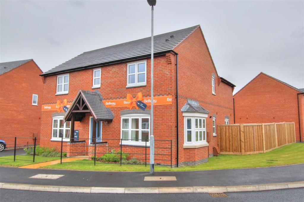 Gadsby Road, Heather, Coalville 4 bed detached house £360,000