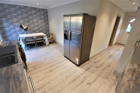 76 Five Acres, London Colney, St Albans, AL2 1HX