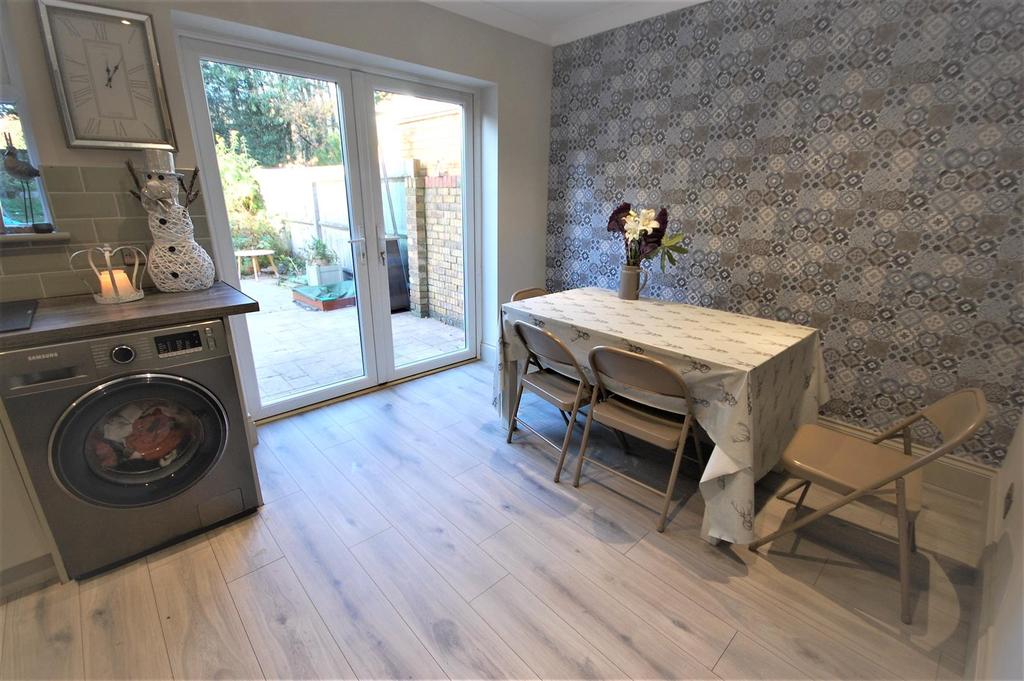 Refitted kitchen/dining Room