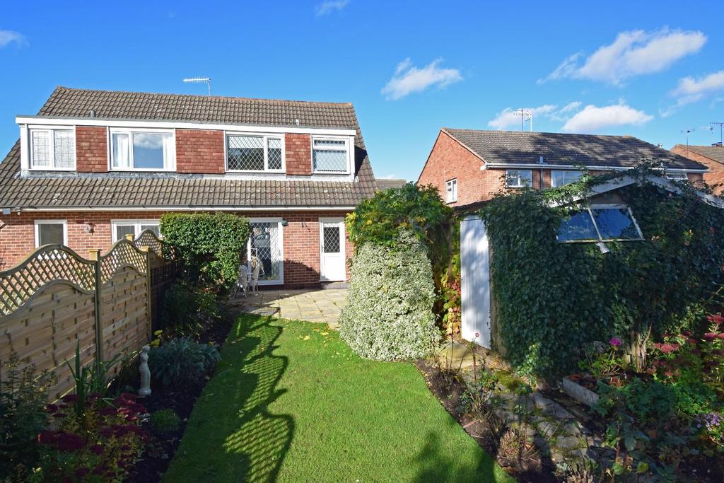 10 Spadesbourne Road, Lickey End... 3 bed semidetached house £259,950