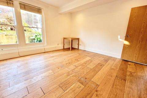 2 bedroom flat to rent, Stock Orchard crescent, Holloway