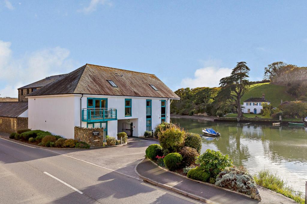 12 Crabshell Quay
