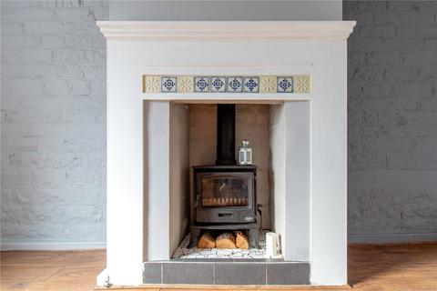 80 Ashbrow Road, Huddersfield, HD2 1DF