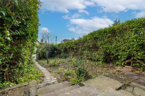 80 Ashbrow Road, Huddersfield, HD2 1DF