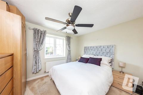 61 Pollards Green, Chelmsford, CM2 6UL