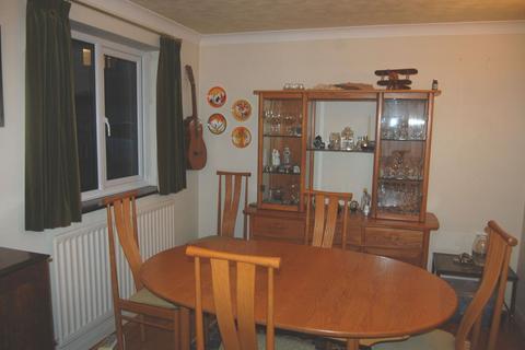 6 Armley Close, Long Buckby, Northampton, NN6 7YG