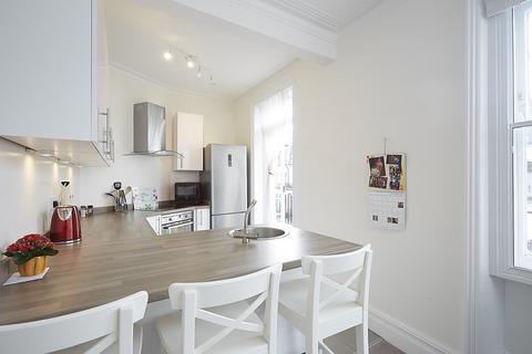 1 bedroom apartment to rent, Rostrevor Road, Fulham, SW6