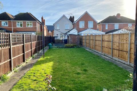 27 Box Road, Cam, Dursley, GL11 5DJ