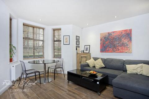 2 bedroom apartment to rent, Myddelton Passage, London