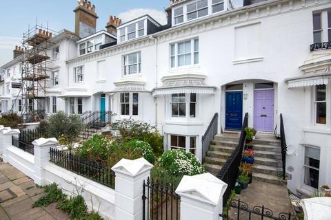 1 bedroom flat to rent, Clifton Terrace, Brighton