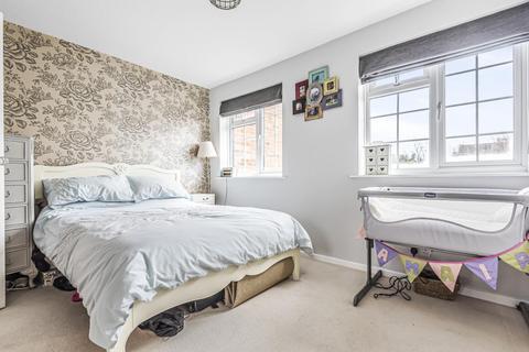 55 Ashdown Way, London, SW17 7TH