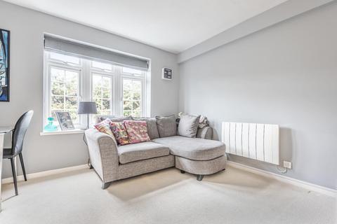 55 Ashdown Way, London, SW17 7TH