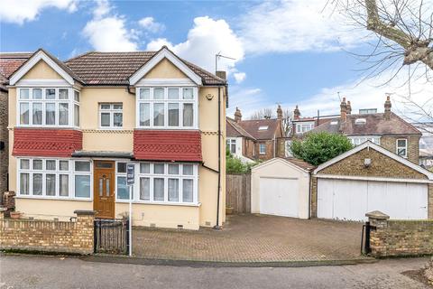 31 Hart Grove, London, W5 3NA
