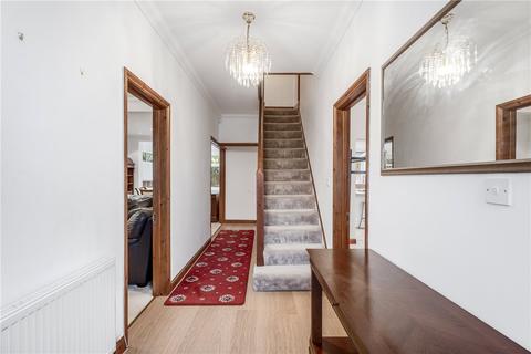 31 Hart Grove, London, W5 3NA