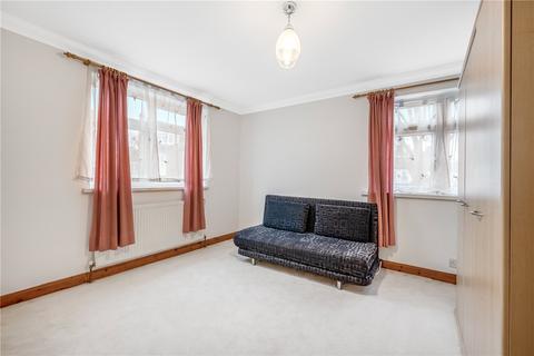 31 Hart Grove, London, W5 3NA