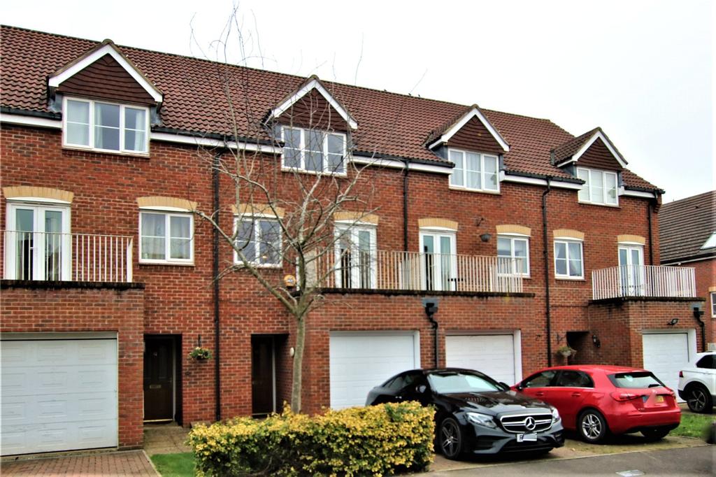 Deardon Way, Shinfield, Reading, RG2 3 bed townhouse £390,000