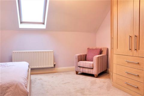 42 Deardon Way, Shinfield, Reading, RG2 9HF