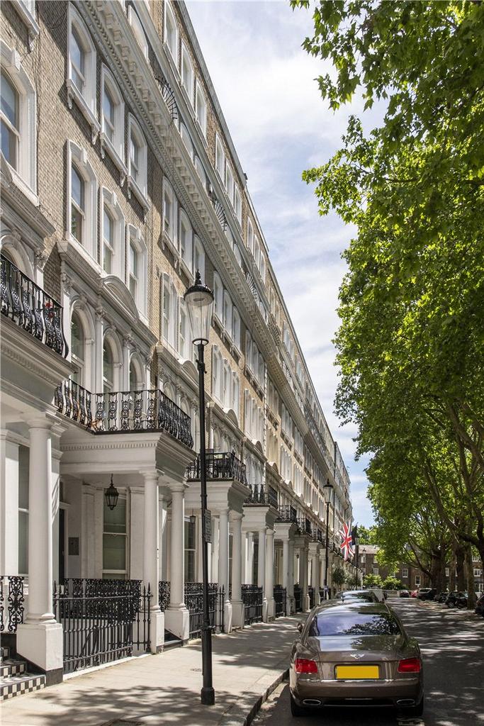 Beaufort Gardens, SW3 2 bed apartment for sale - £995,000