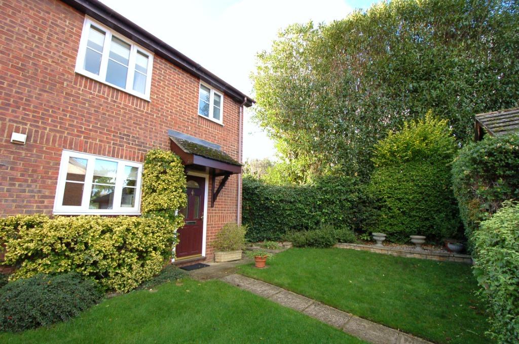 Station Road, Bagshot 3 bed semi-detached house - £400,000