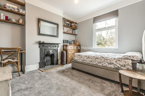 12 Braidwood Road, London, SE6 1QX