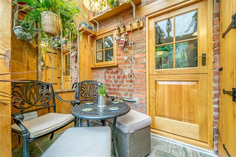 14 Bell Lane, Ludlow, SY8 1BN