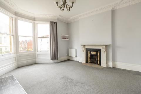 2 bedroom flat to rent, West Shrubbery, Redland, BS6