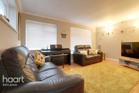 27 Boundary Road, Leigh-on-sea, SS9 5BP