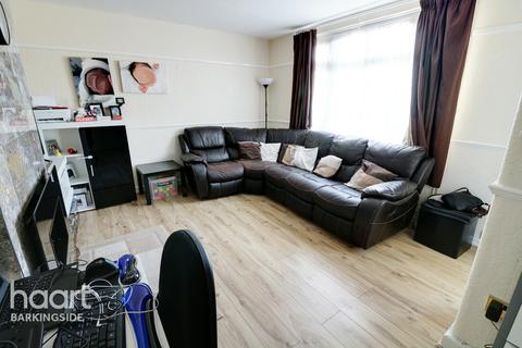 20 Parkes Road, Chigwell, IG7 4BN