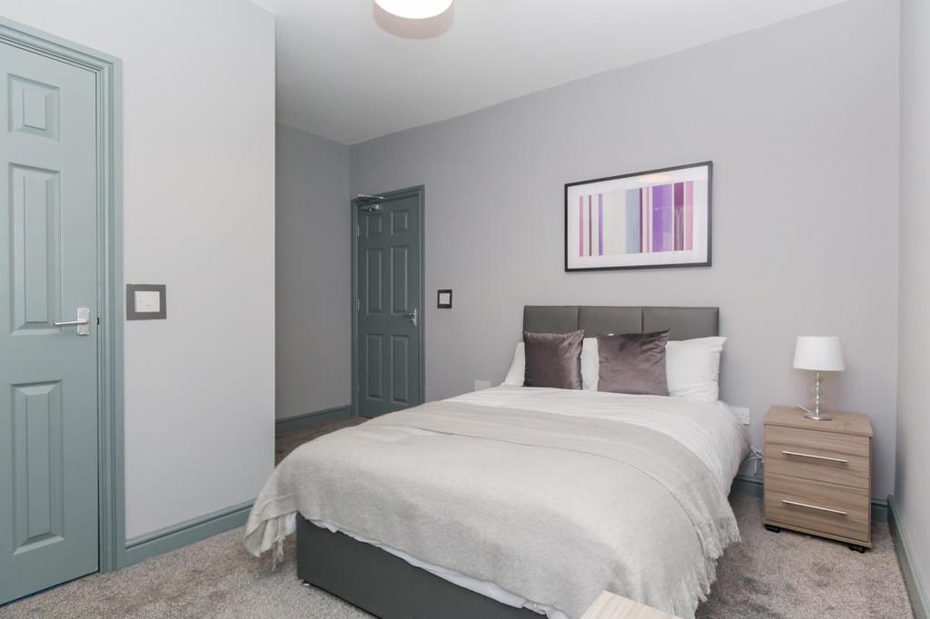 4 BED HMO - Barnsley Road, Wombwell