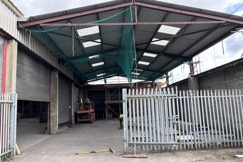 Industrial unit to rent, Millbank Street, Southampton, Hampshire, SO14