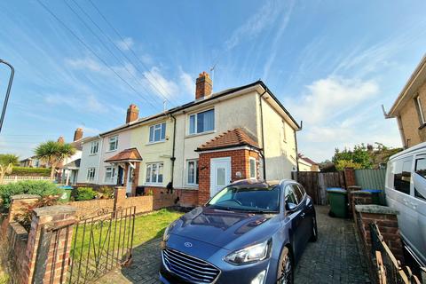 2 bedroom end of terrace house to rent, Coxford Drove, Aldermoor